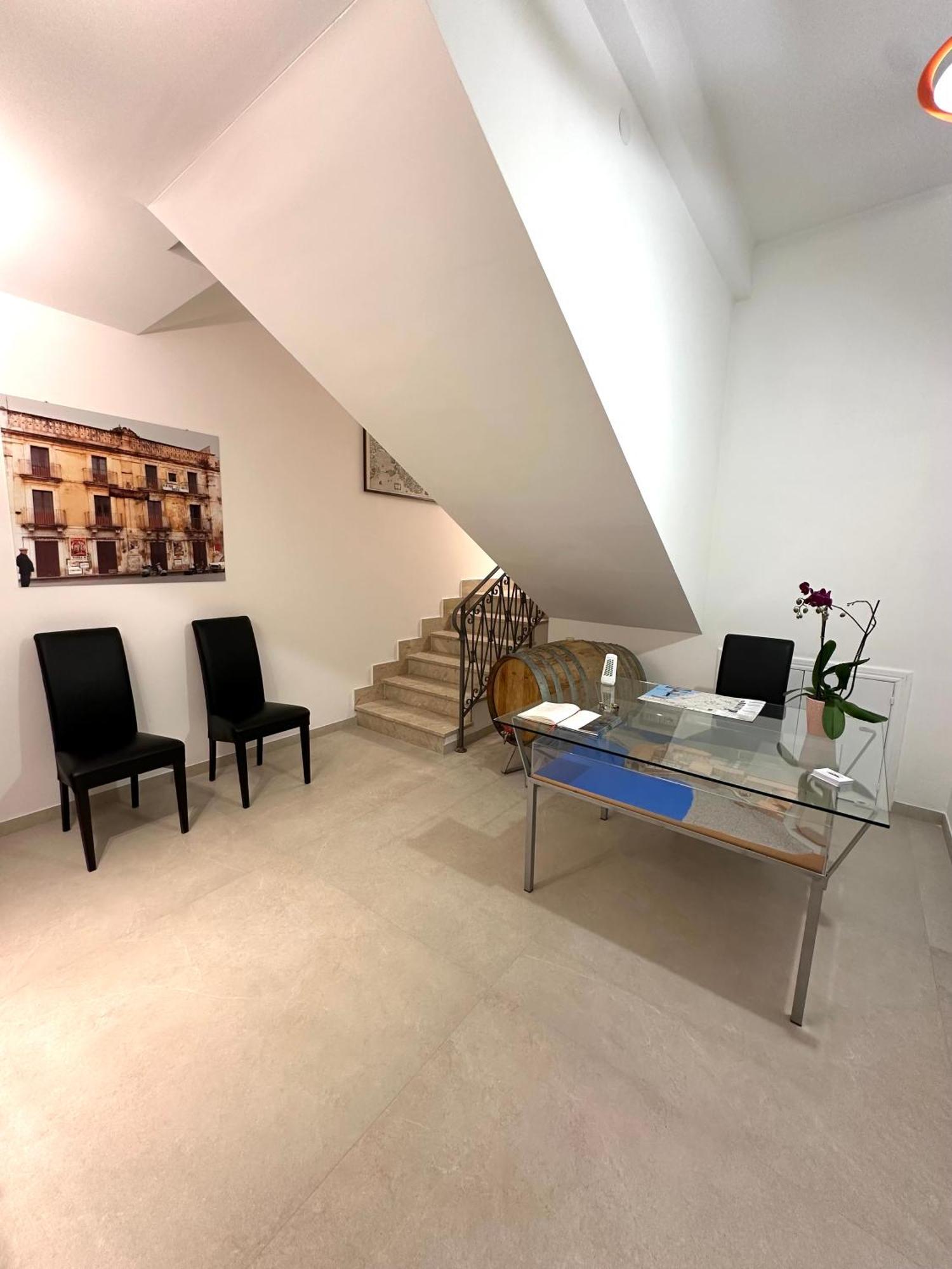 أفولا B&B Albergo Sicilia المظهر الخارجي الصورة